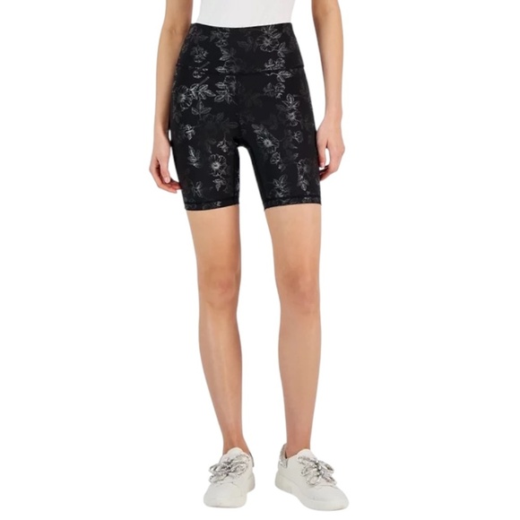 I.N.C. International Concepts Women's Floral Compression Bike Shorts - Picture 3 of 3